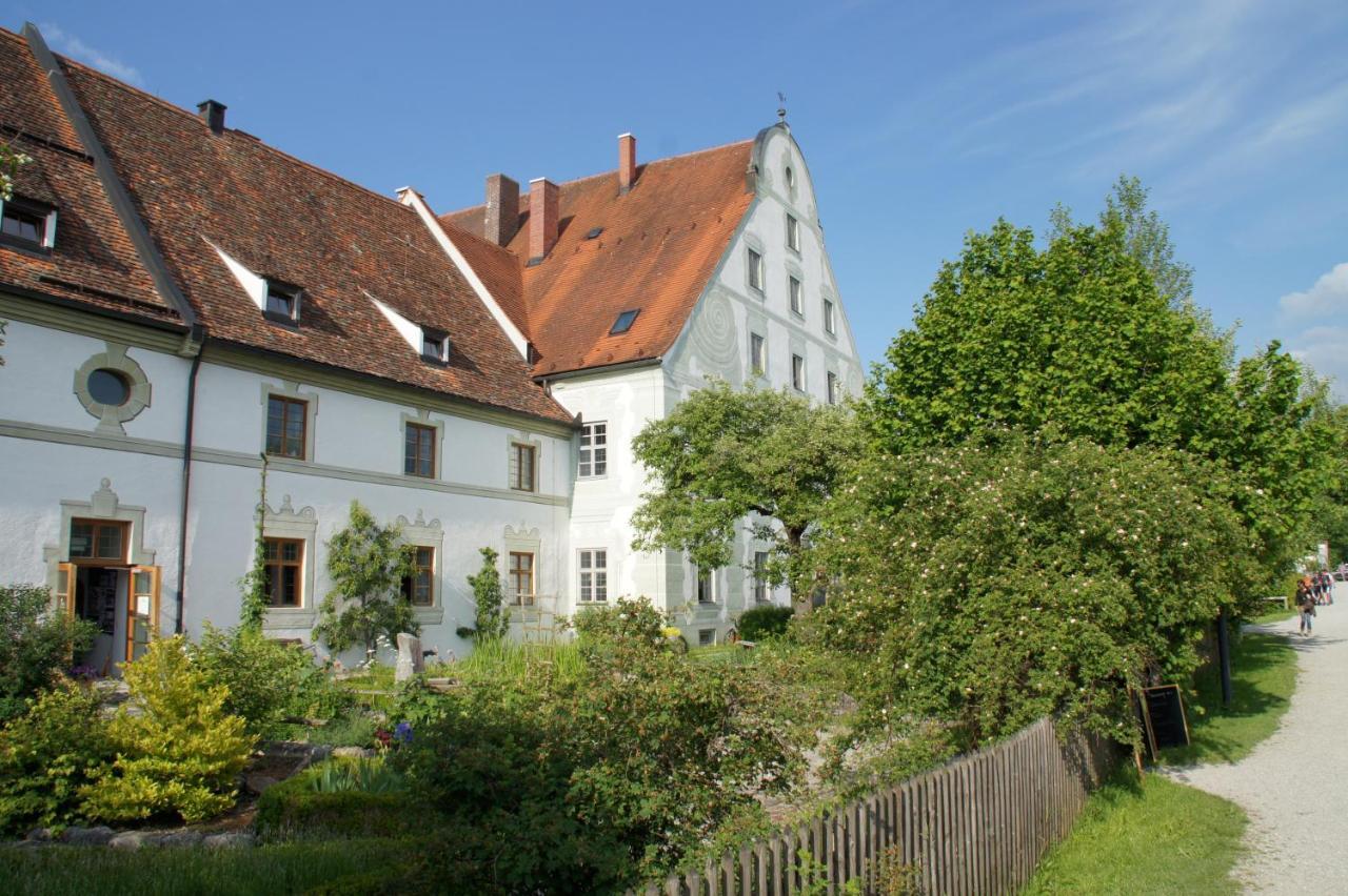 Hotel Zentrum Fuer Umwelt Und Kultur - Gaestehaus Und Jugendbildungseinrichtung Im Maierhof à Benediktbeuern Extérieur photo